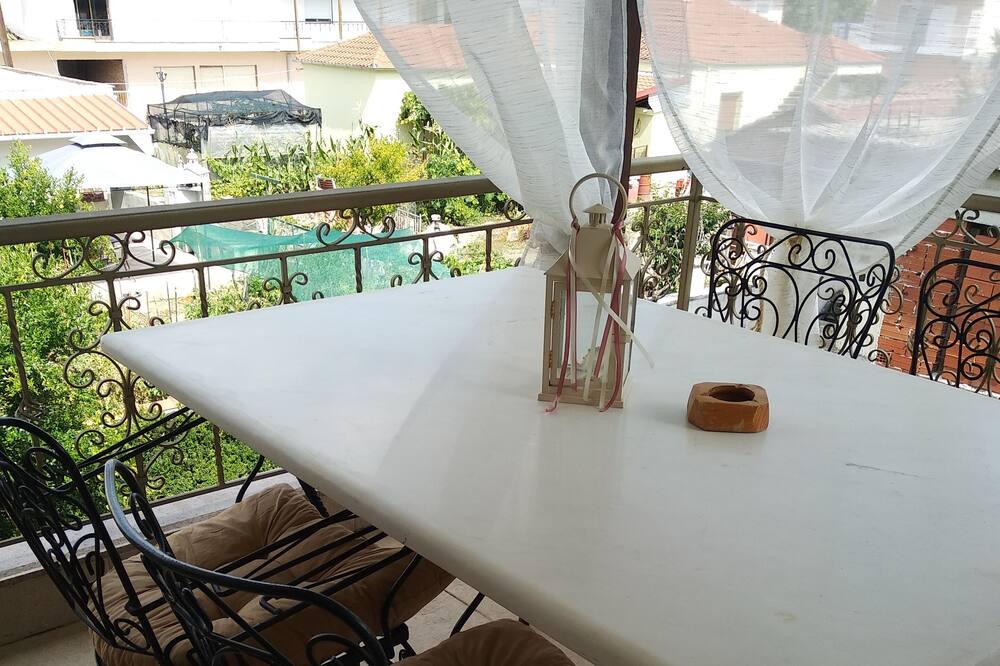 Photo of Patio Balcony in Prosotsani