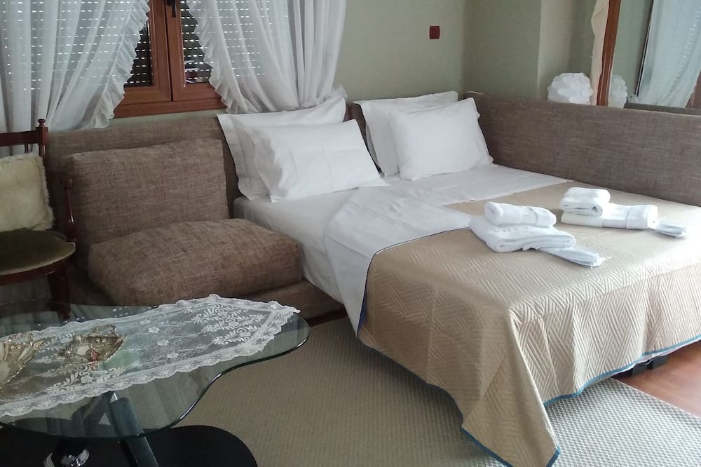 Photo of Bedroom in Prosotsani