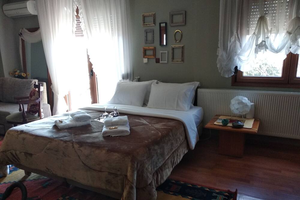 Photo of Bedroom in Prosotsani