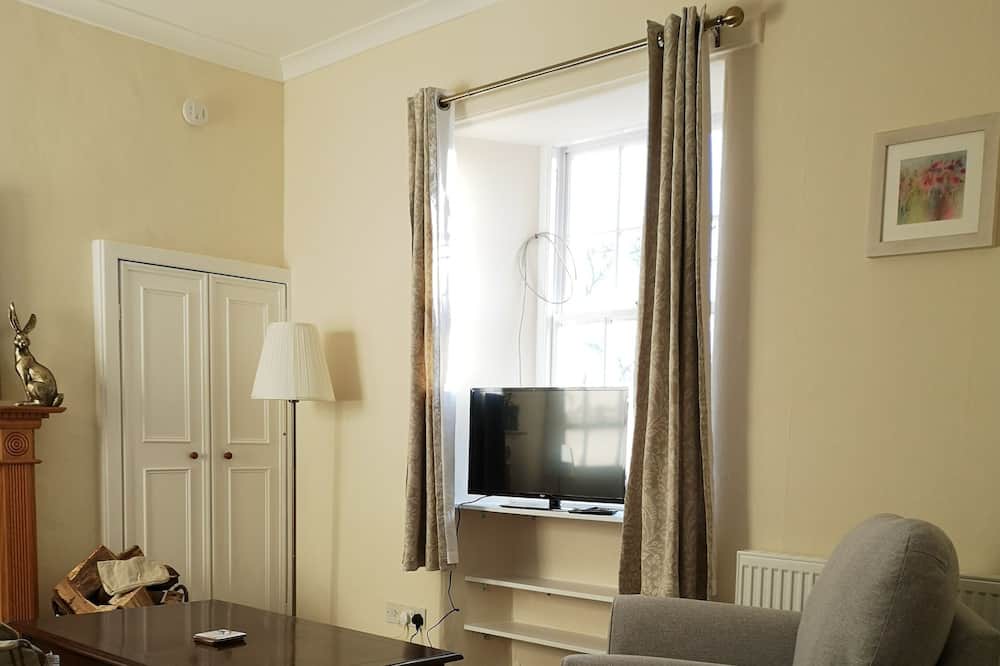 Photo of Livingroom in Pathhead
