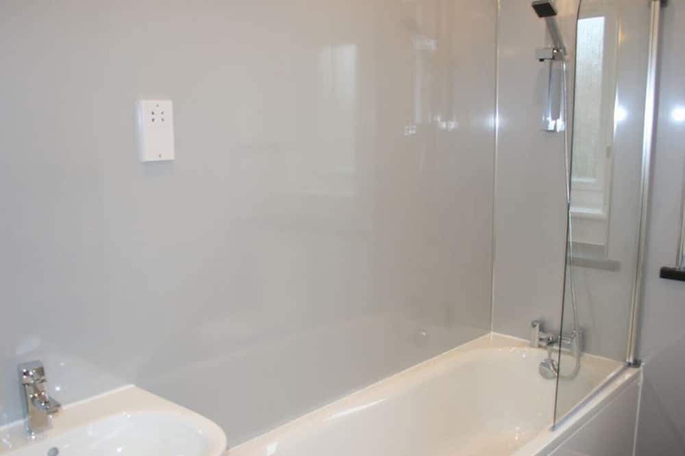 Photo of Bathroom in East End