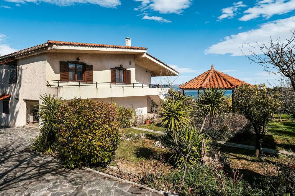 Photo of Outdoor in Tanagra