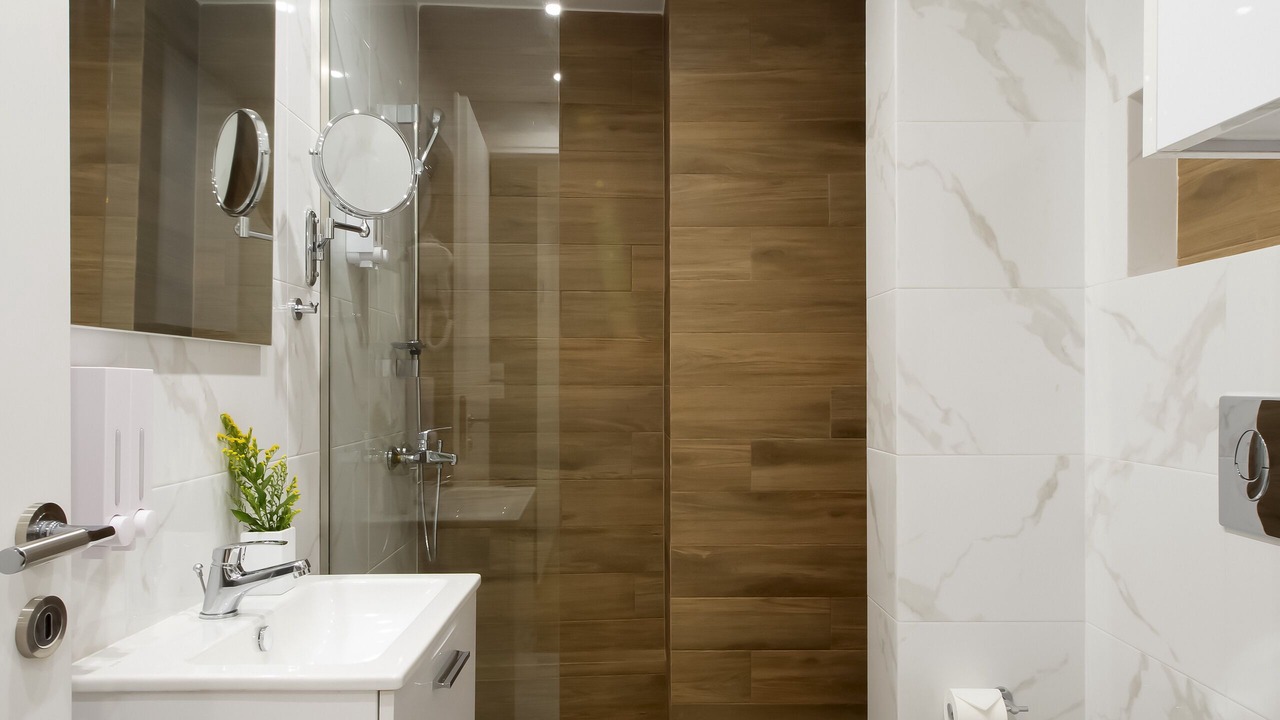 Photo of Bathroom in Kypseli
