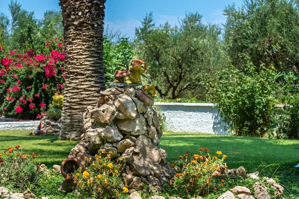 Photo of Outdoor in Amoudi