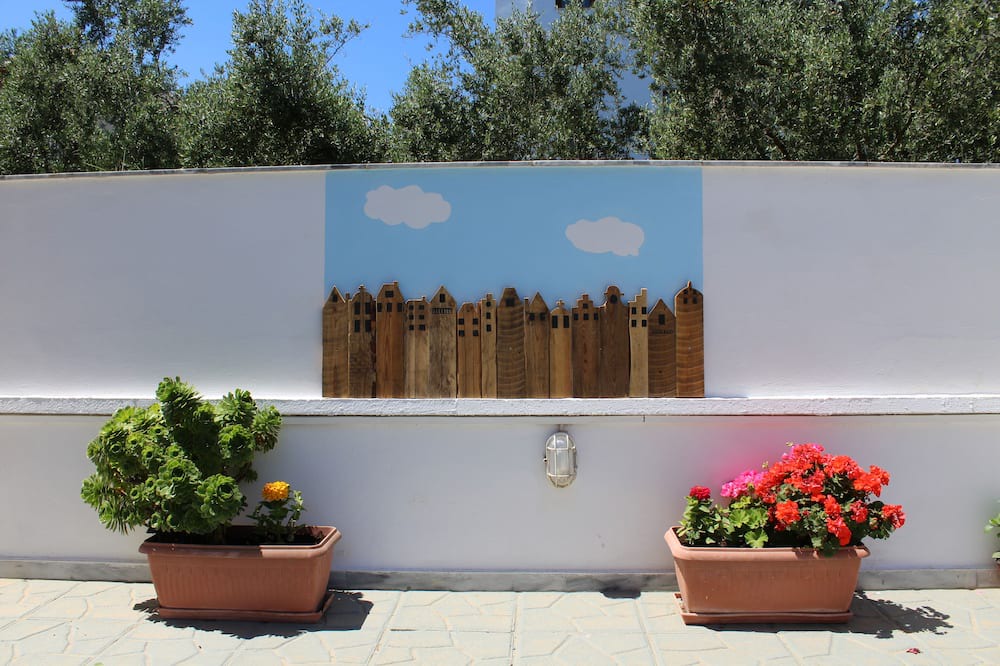 Photo of Outdoor in Amoudi