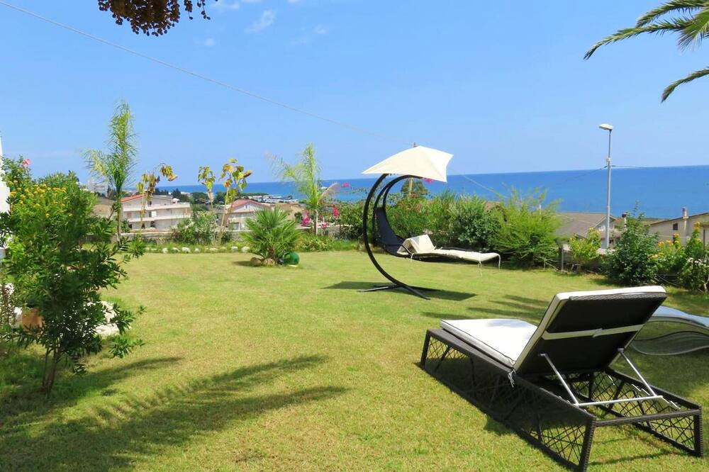 Photo of Outdoor in Brancaleone Marina