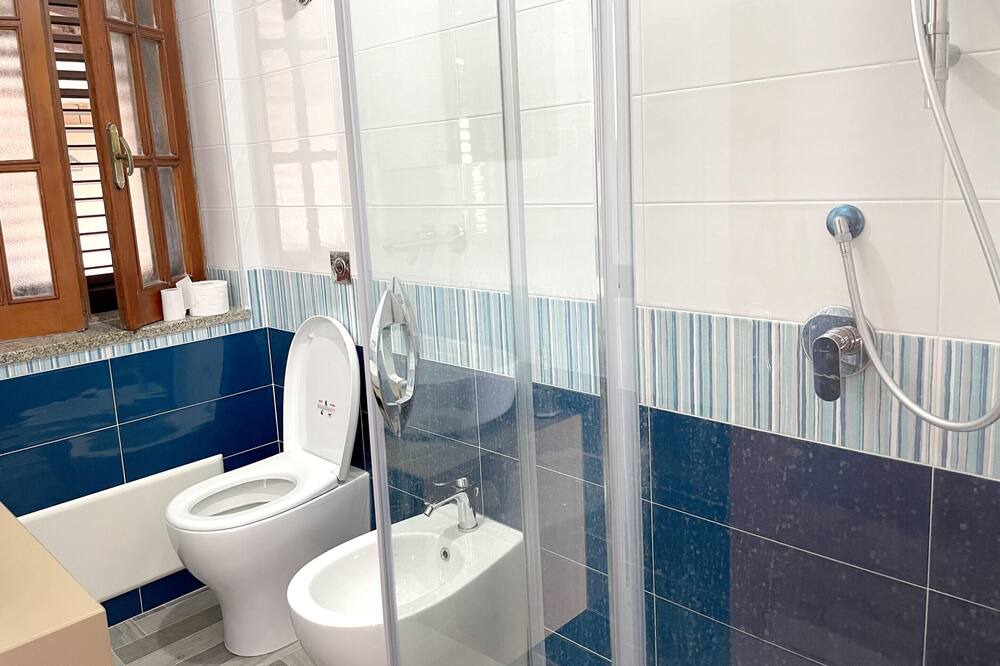 Photo of Bathroom in Brancaleone Marina