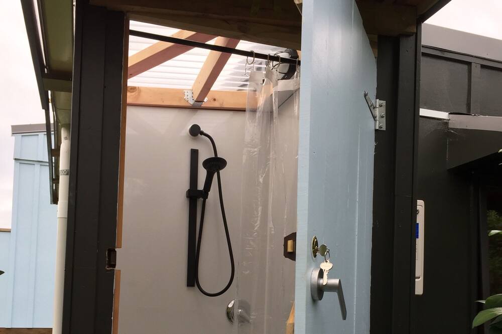 Photo of Bathroom in Tokomaru Bay