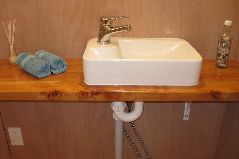 Photo of Bathroom in Tokomaru Bay