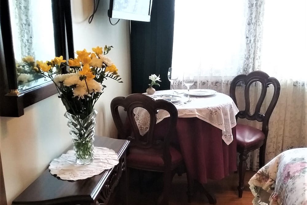 Photo of Bedroom in Smithton