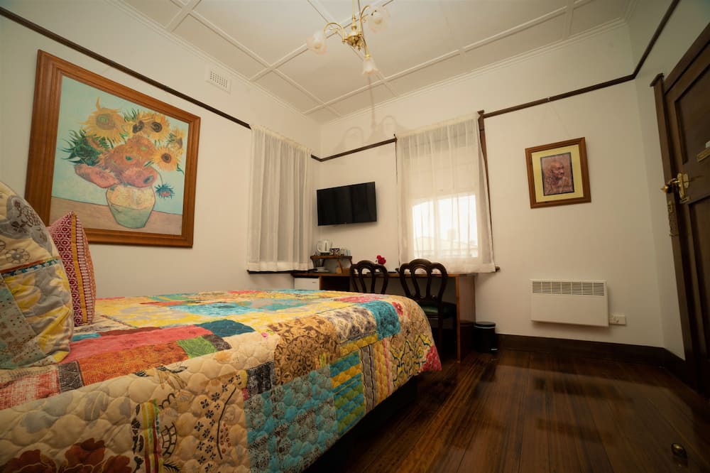 Photo of Bedroom in Smithton