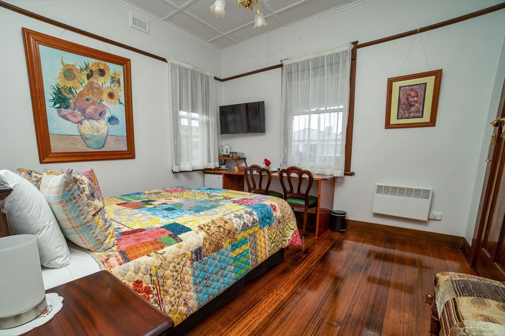 Photo of Bedroom in Smithton