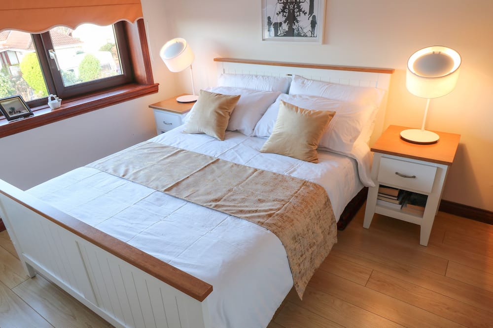 Photo of Bedroom in Wemyss Bay