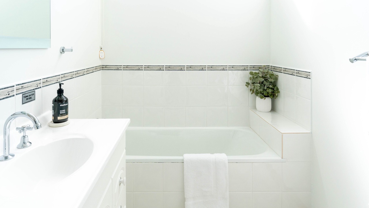 Photo of Bathroom in Alonnah