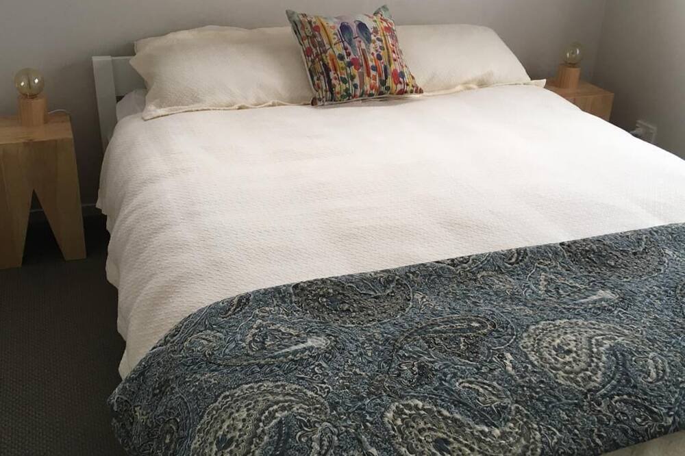 Photo of Bedroom in Titahi Bay