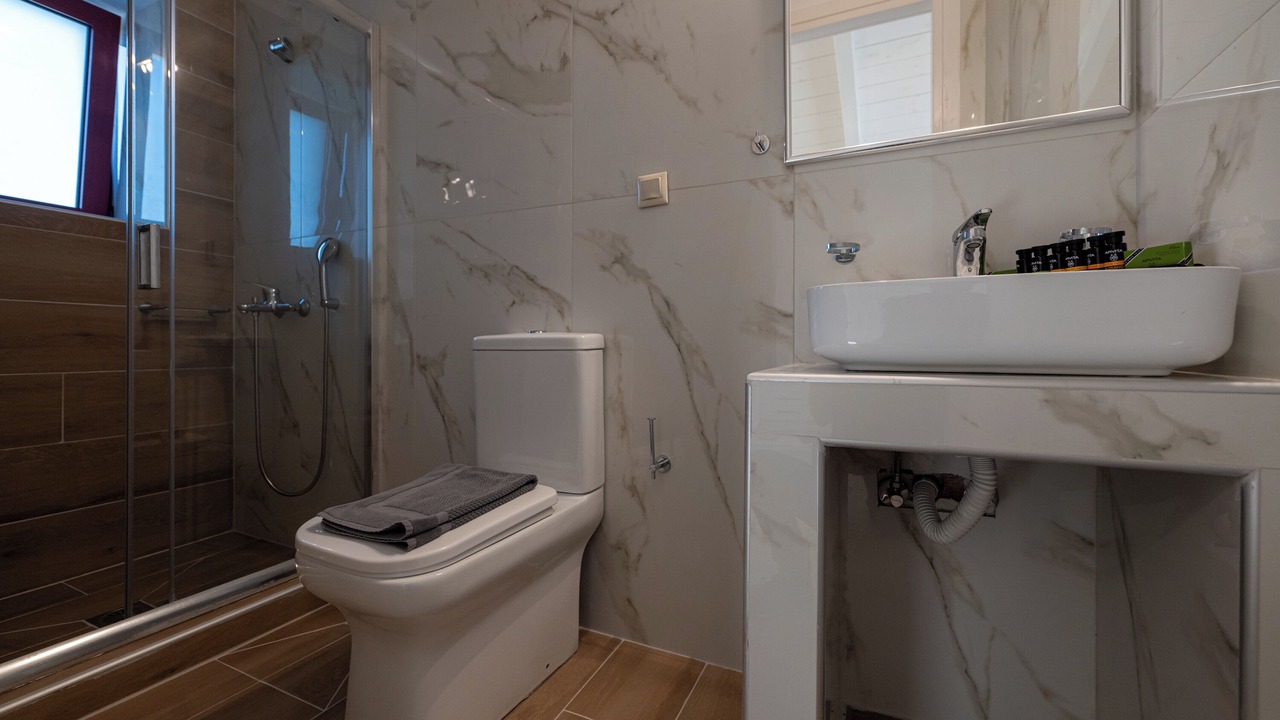 Photo of Bathroom in Methoni