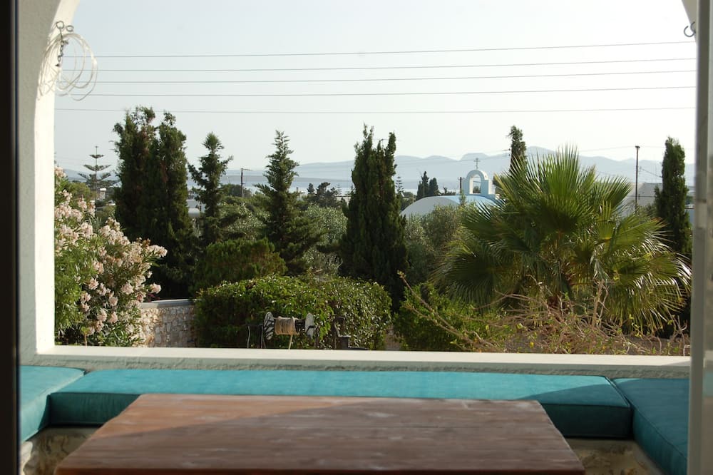 Photo of Outdoor in Aliki