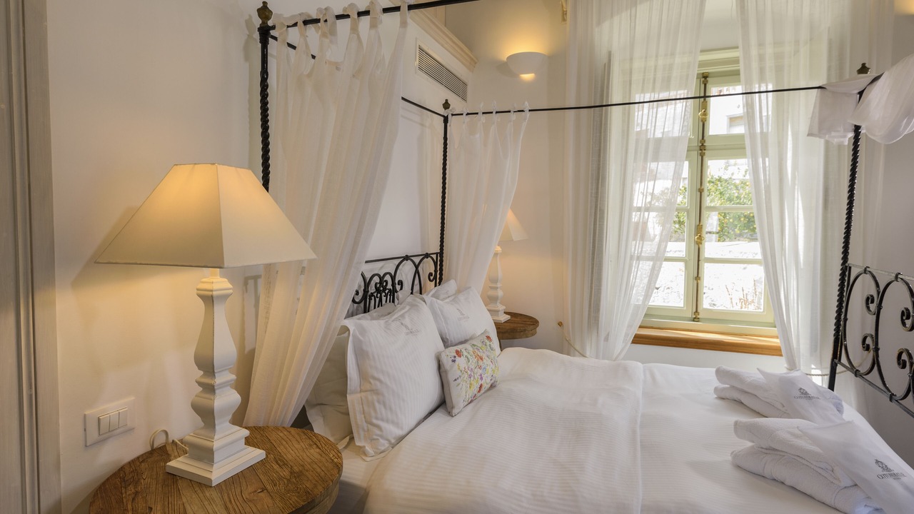 Photo of Bedroom in idhra