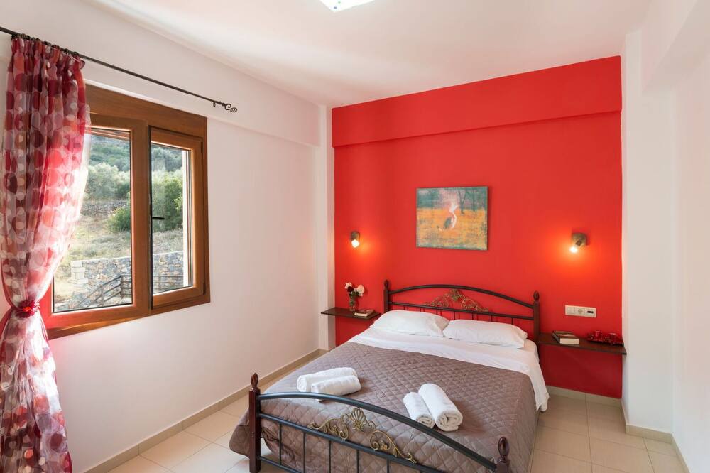 Photo of Bedroom in Vlichada