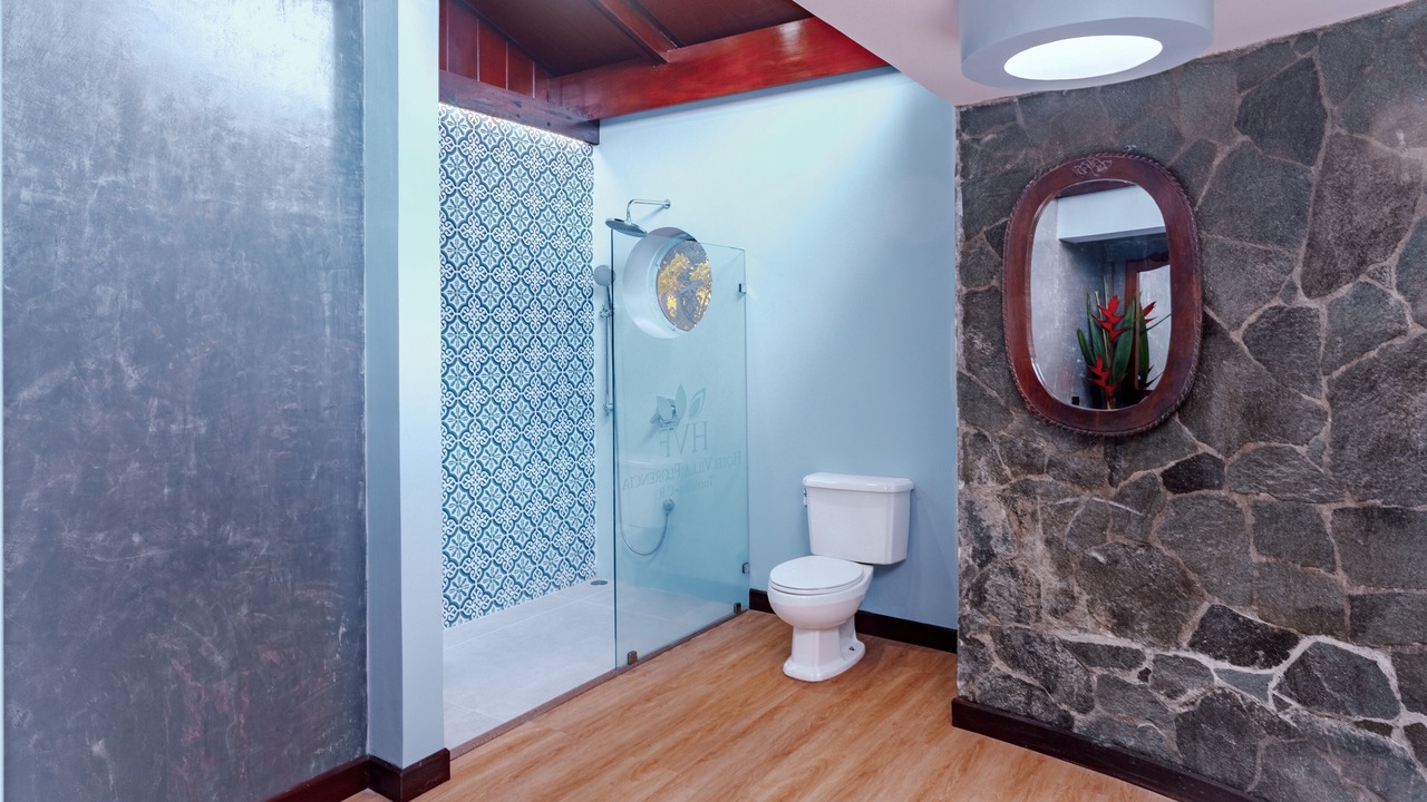 Photo of Bathroom in Turrialba