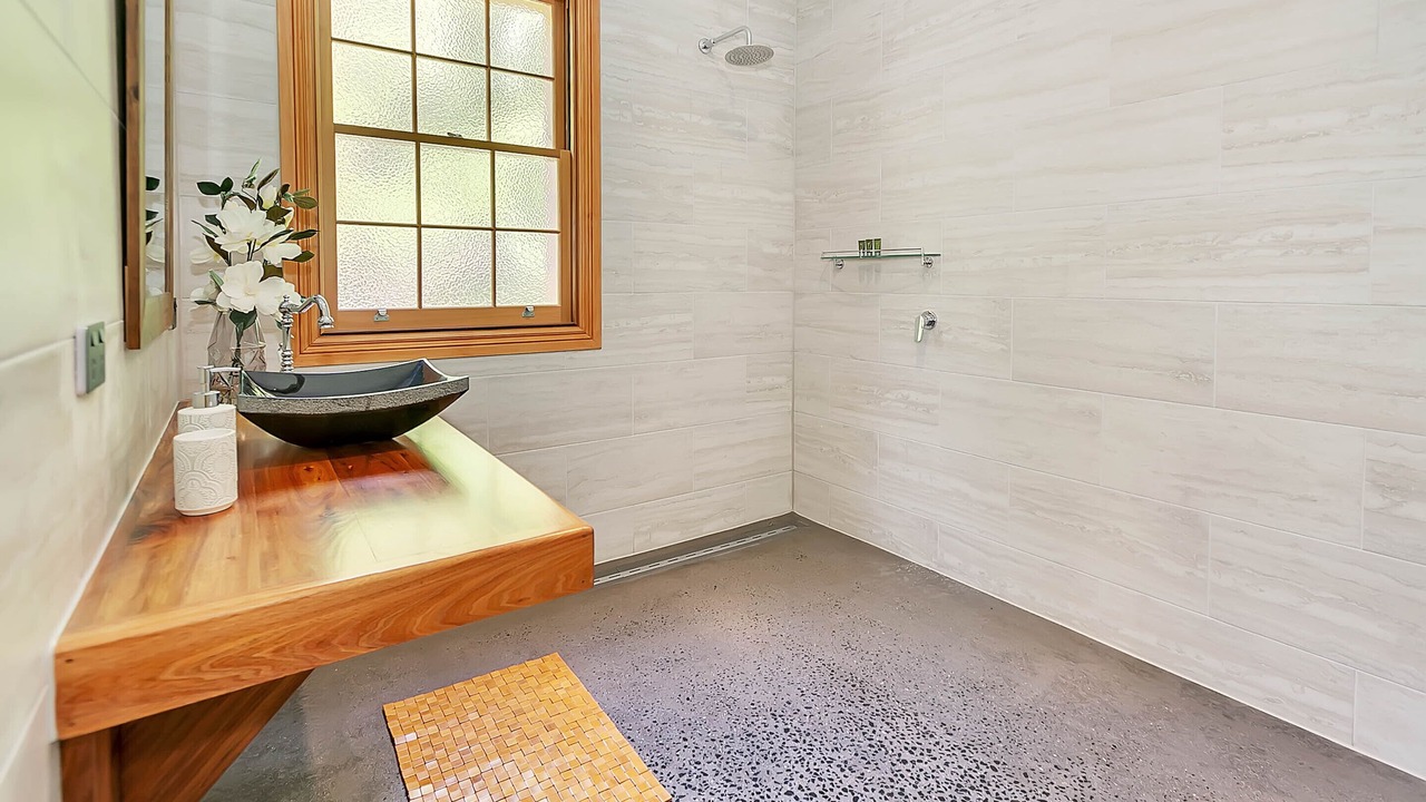 Photo of Bathroom in Mole Creek