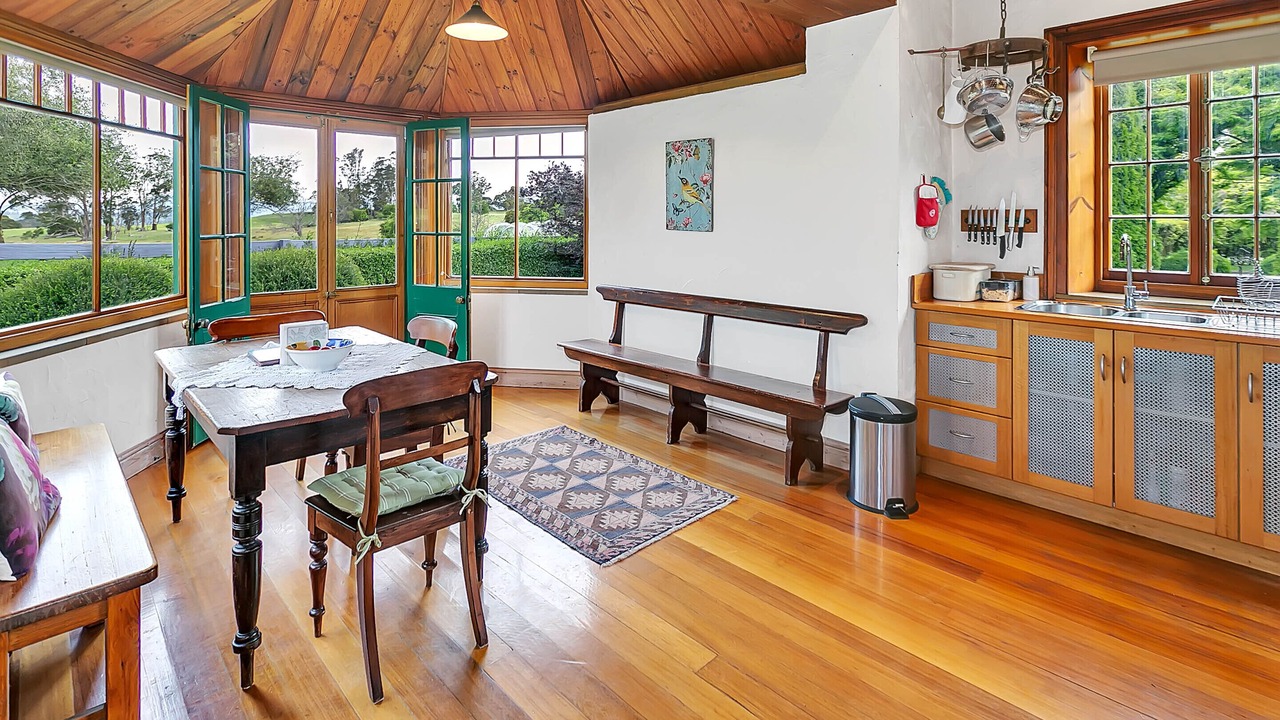 Photo of Kitchen in Mole Creek