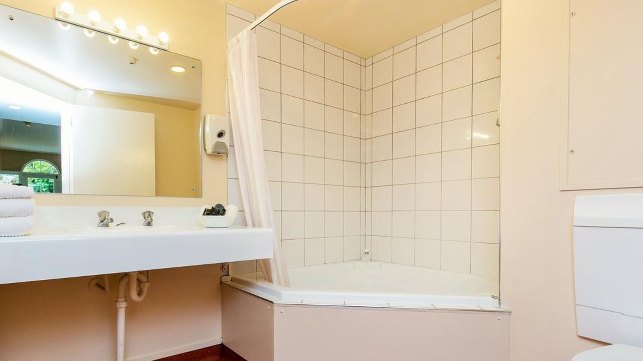 Photo of Others in Upper Hutt