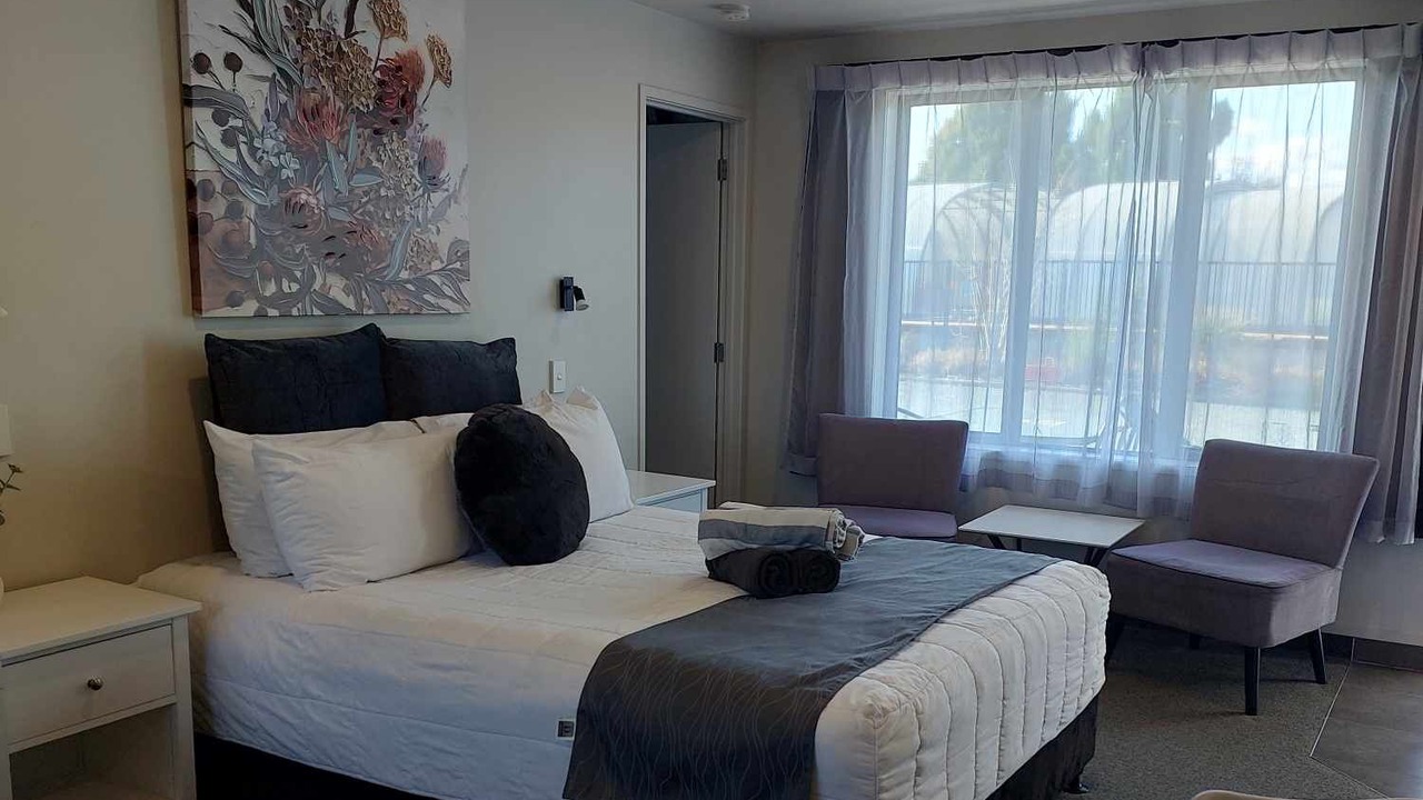 Photo of Bedroom in Hannahs Bay
