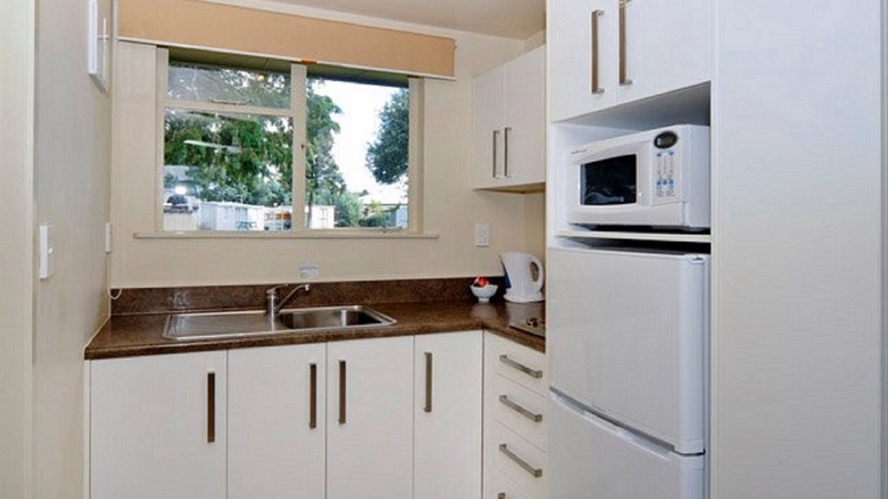 Photo of Kitchen in Hannahs Bay