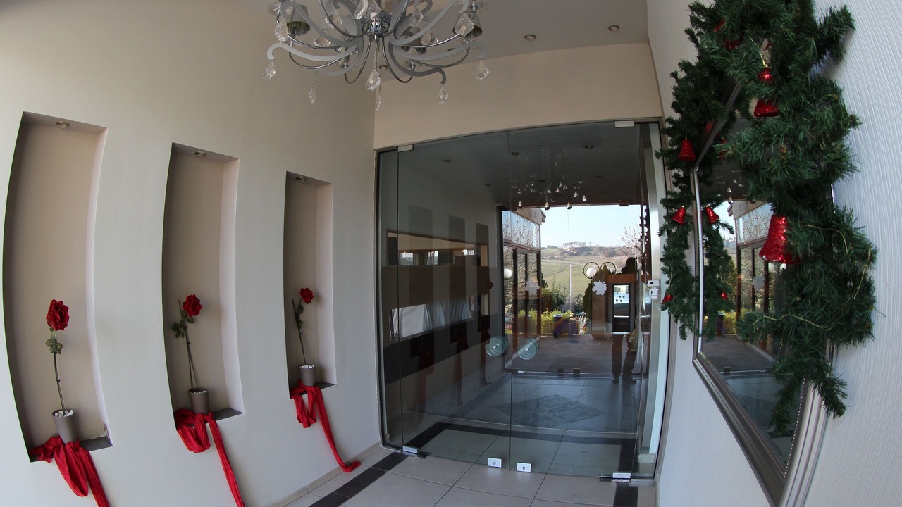 Photo of Others in Thermi