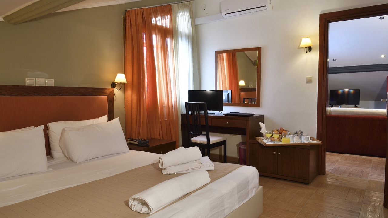 Photo of Bedroom in Thermi