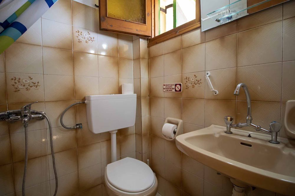 Photo of Bathroom in Roda