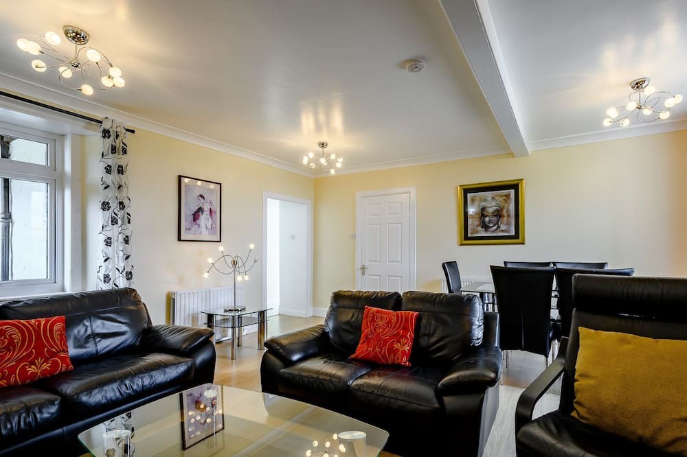 Photo of Livingroom in Rothesay
