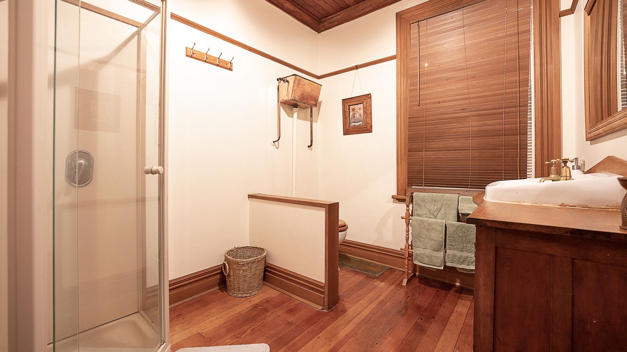 Photo of Bathroom in Benhar
