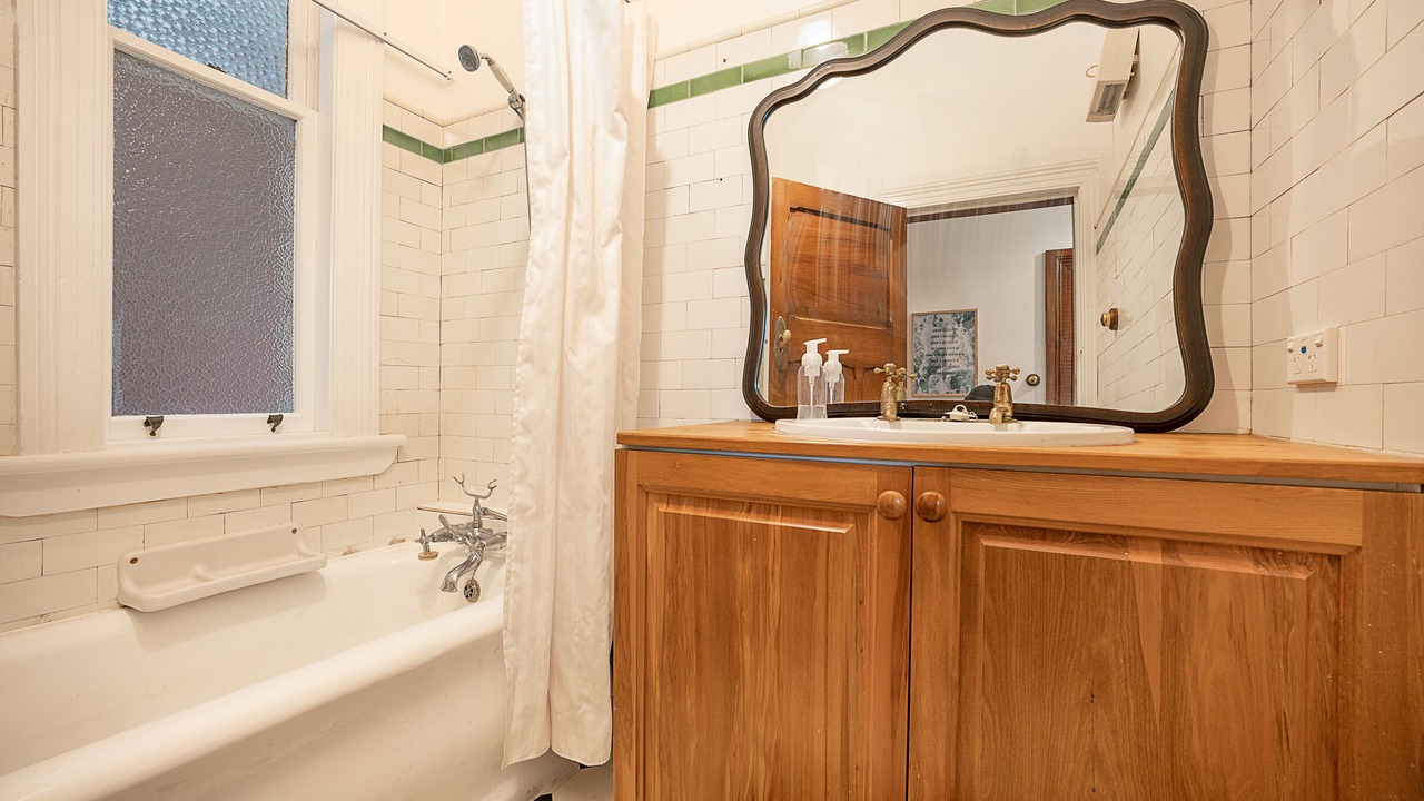 Photo of Bathroom in Benhar