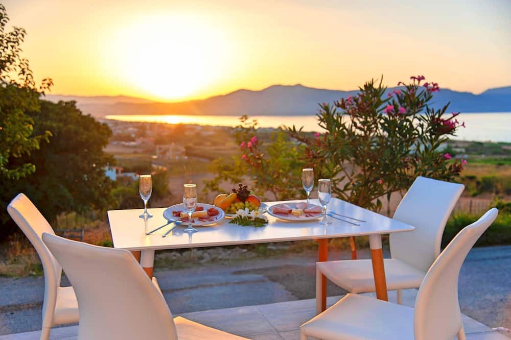 Photo of Patio Balcony in Dramia