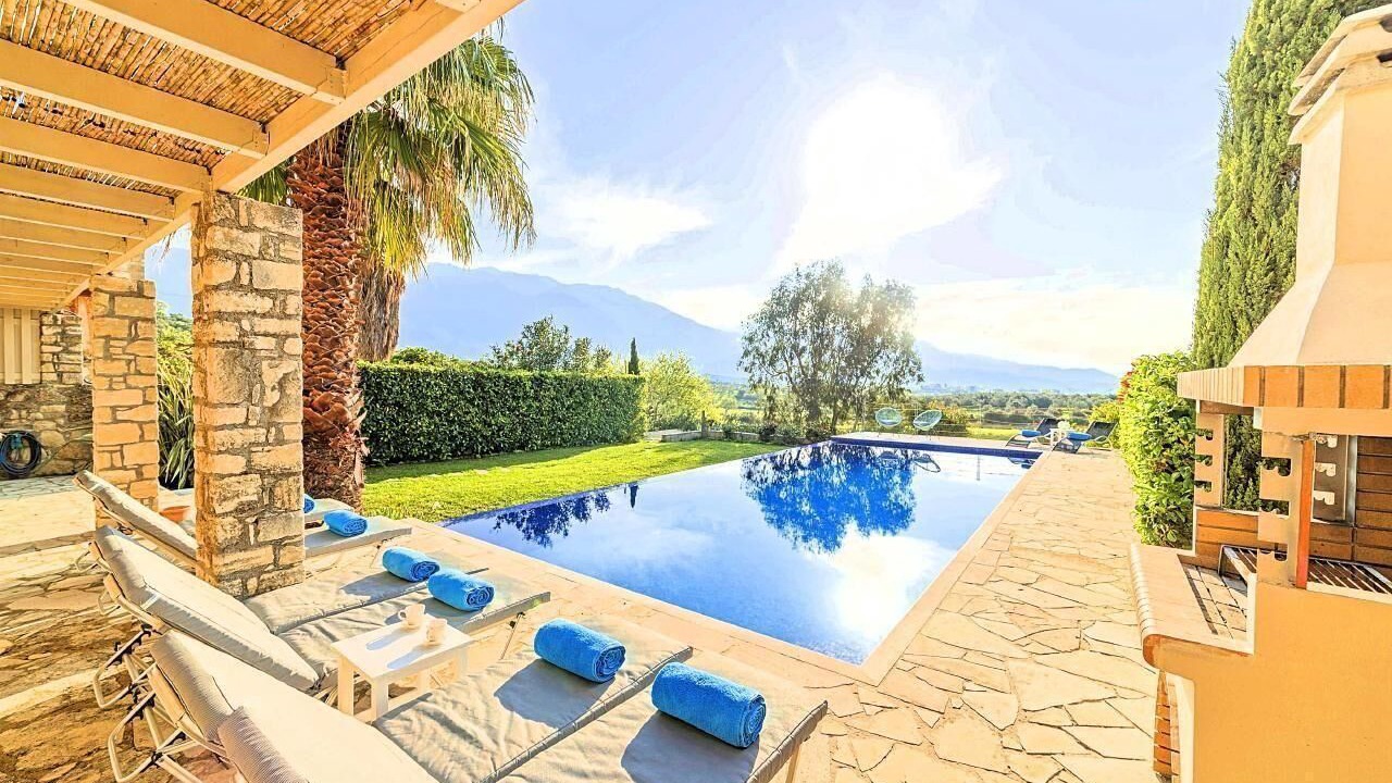 Photo of Outdoor in Dramia