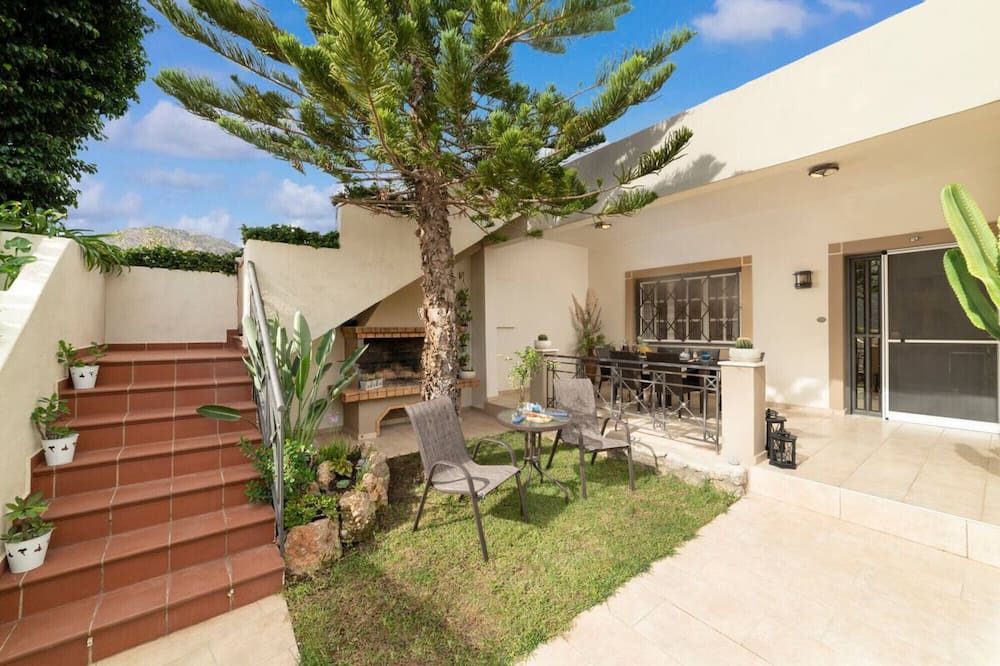 Photo of Patio Balcony in Flamouriana