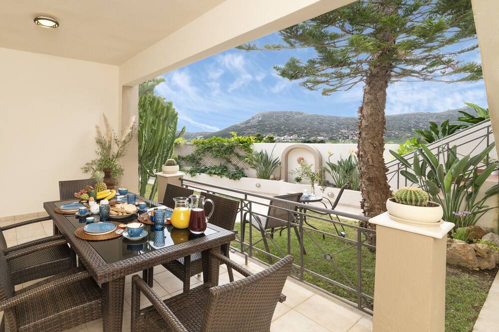 Photo of Patio Balcony in Flamouriana