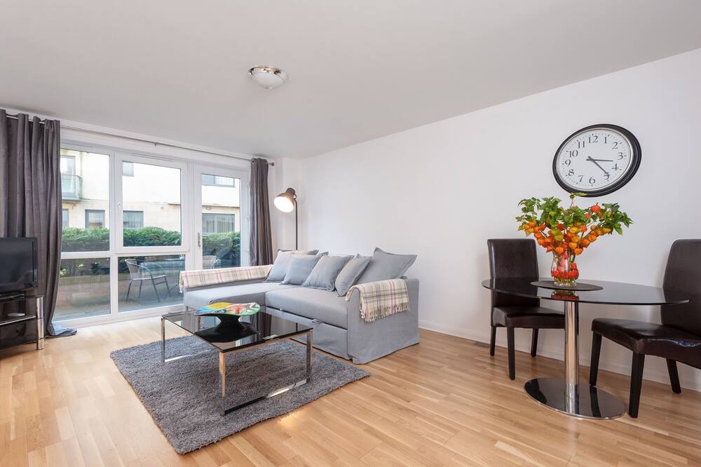 Photo of Livingroom in Tollcross