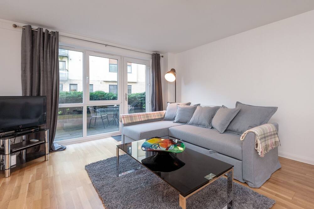 Photo of Livingroom in Tollcross
