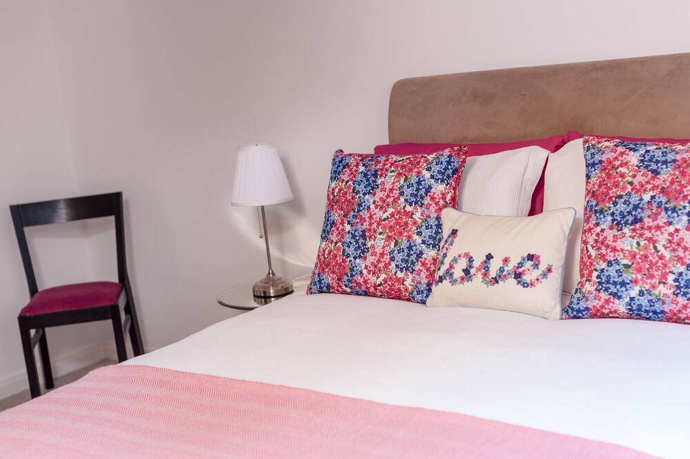 Photo of Bedroom in Tollcross