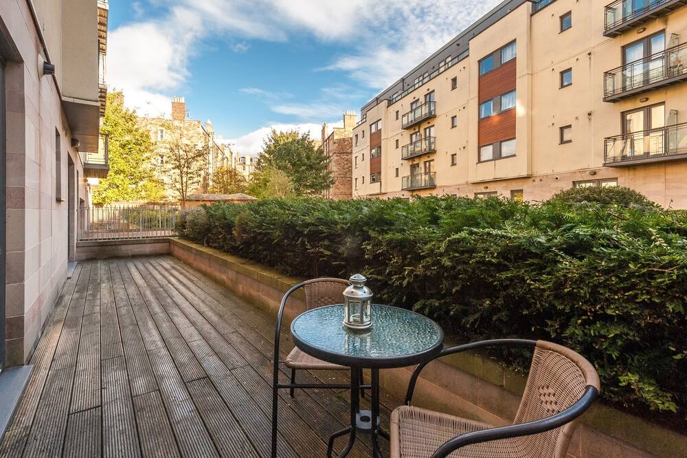 Photo of Patio Balcony in Tollcross