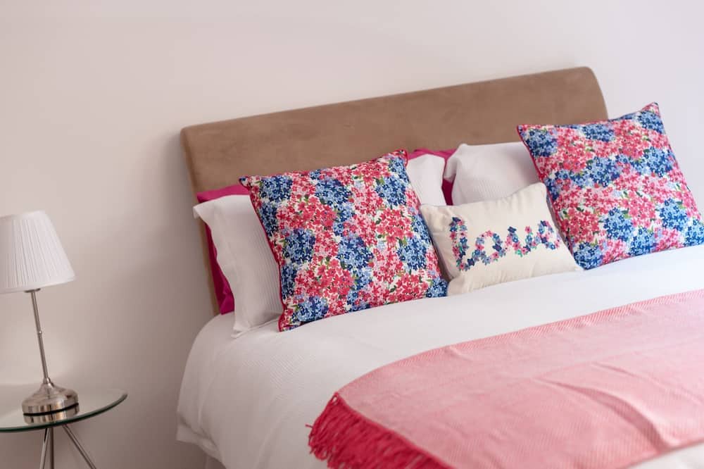 Photo of Bedroom in Tollcross