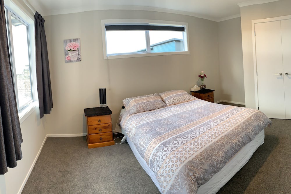 Photo of Bedroom in Te Anau
