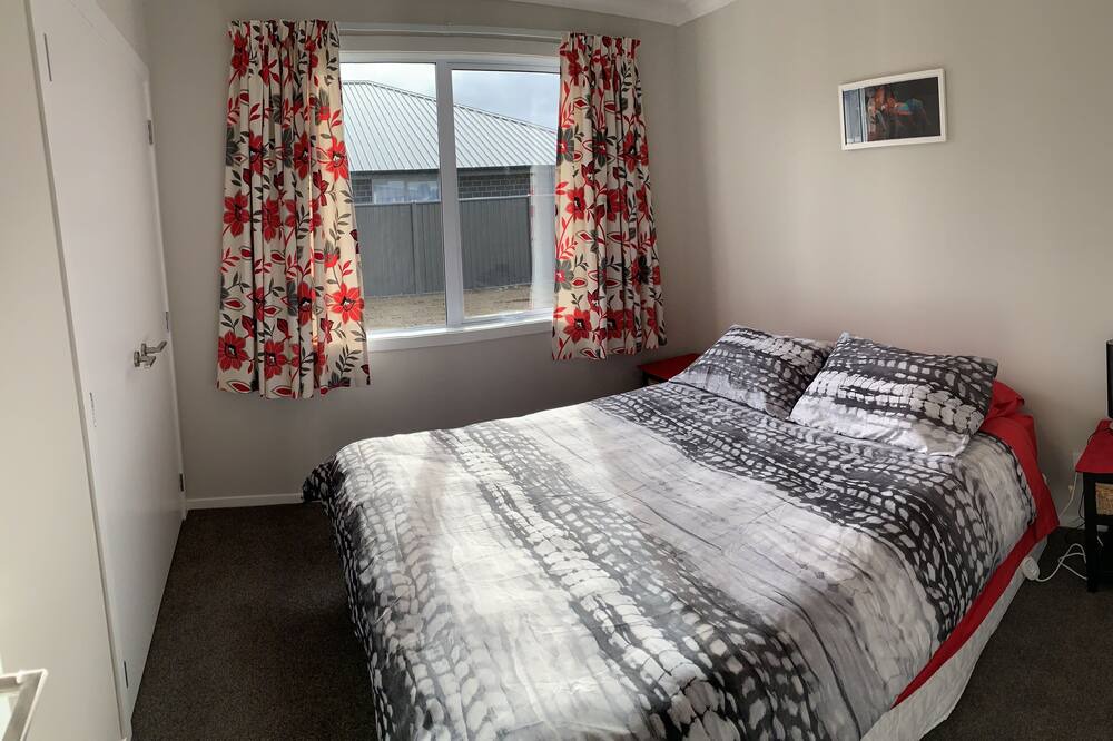 Photo of Bedroom in Te Anau