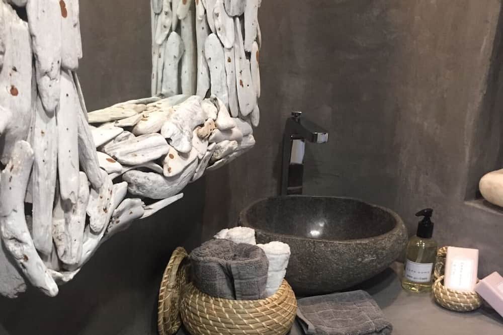 Photo of Bathroom in Agios Ioannis