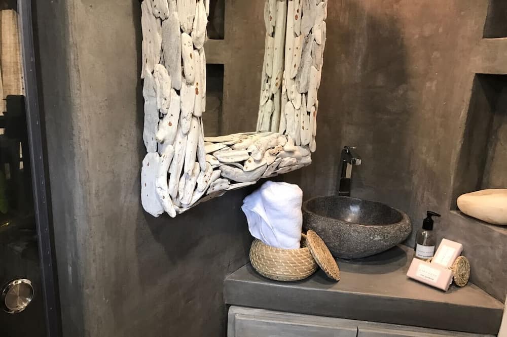 Photo of Bathroom in Agios Ioannis