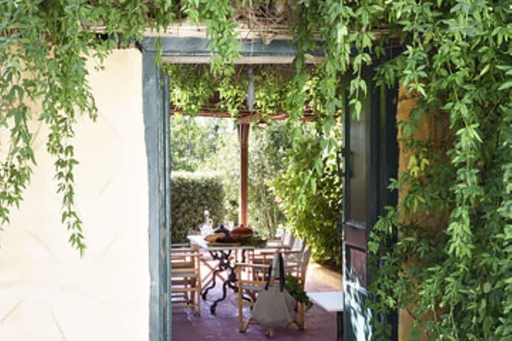 Photo of Patio Balcony in Agios Adrianos