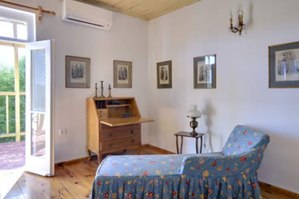 Photo of Bedroom in Agios Adrianos